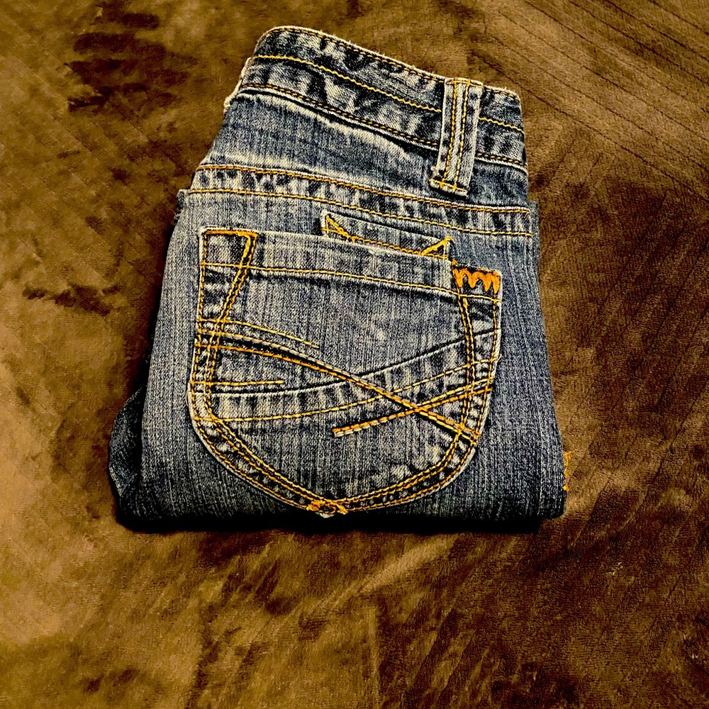 Aeropostale Crop blue Jean Size- 7/8